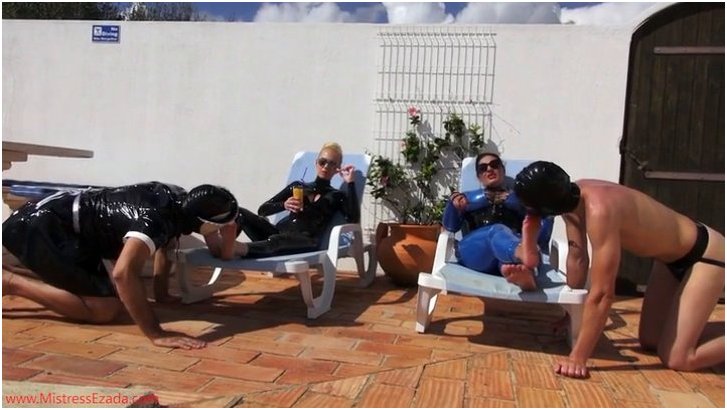 Ezada Sinn - Foot Licking In The Sun